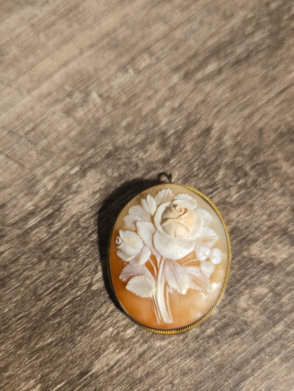 Vintage Cream and Brown Cameo Rose Brooch